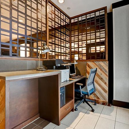 Four Points By Sheraton Toronto מיסיסאוגה מראה חיצוני תמונה