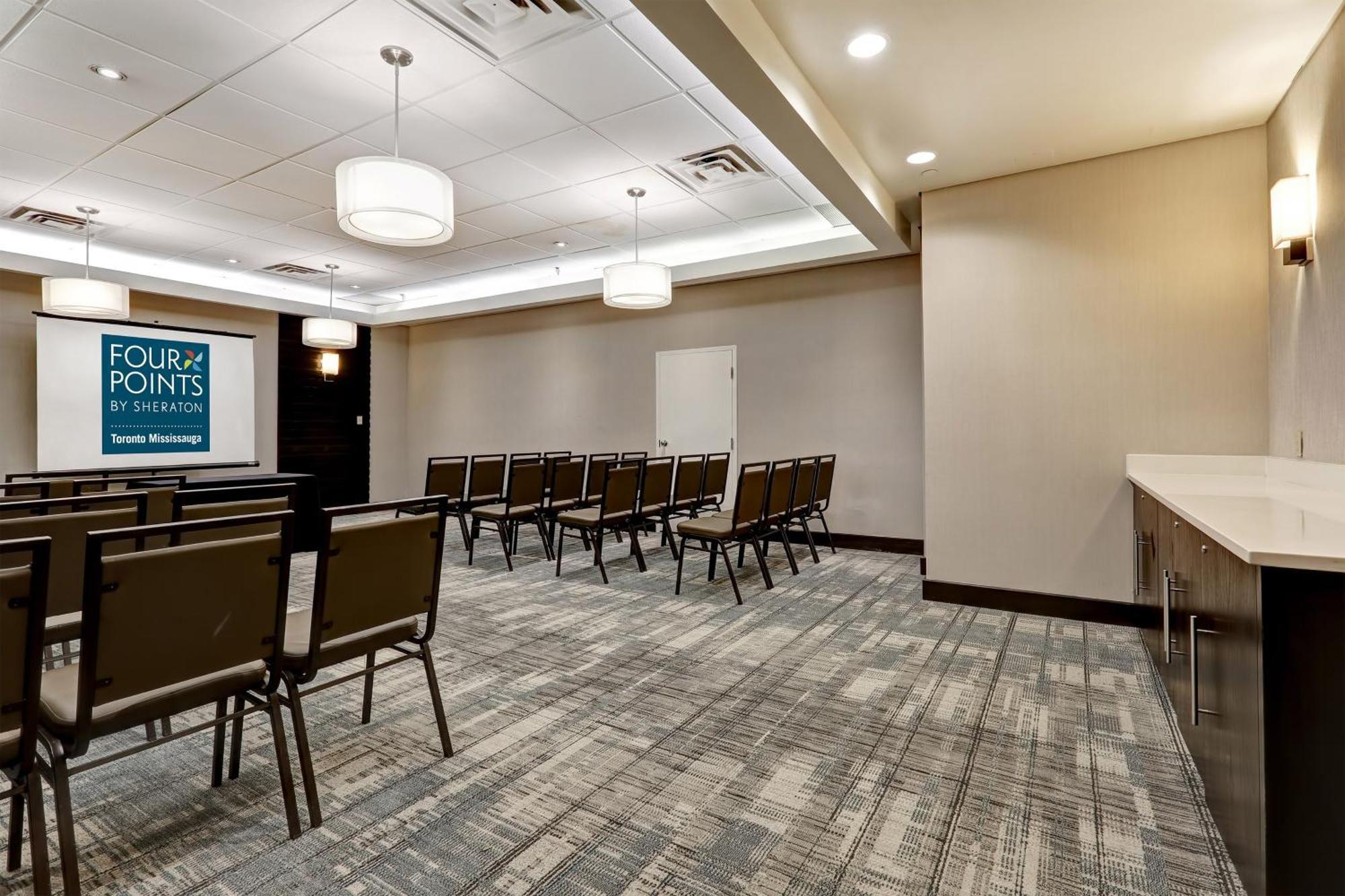 Four Points By Sheraton Toronto מיסיסאוגה מראה חיצוני תמונה