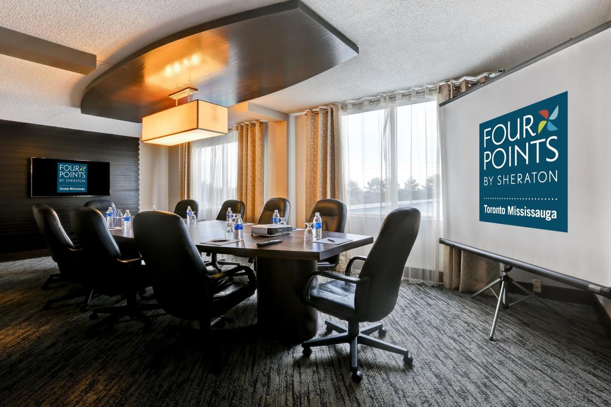 Four Points By Sheraton Toronto מיסיסאוגה מראה חיצוני תמונה