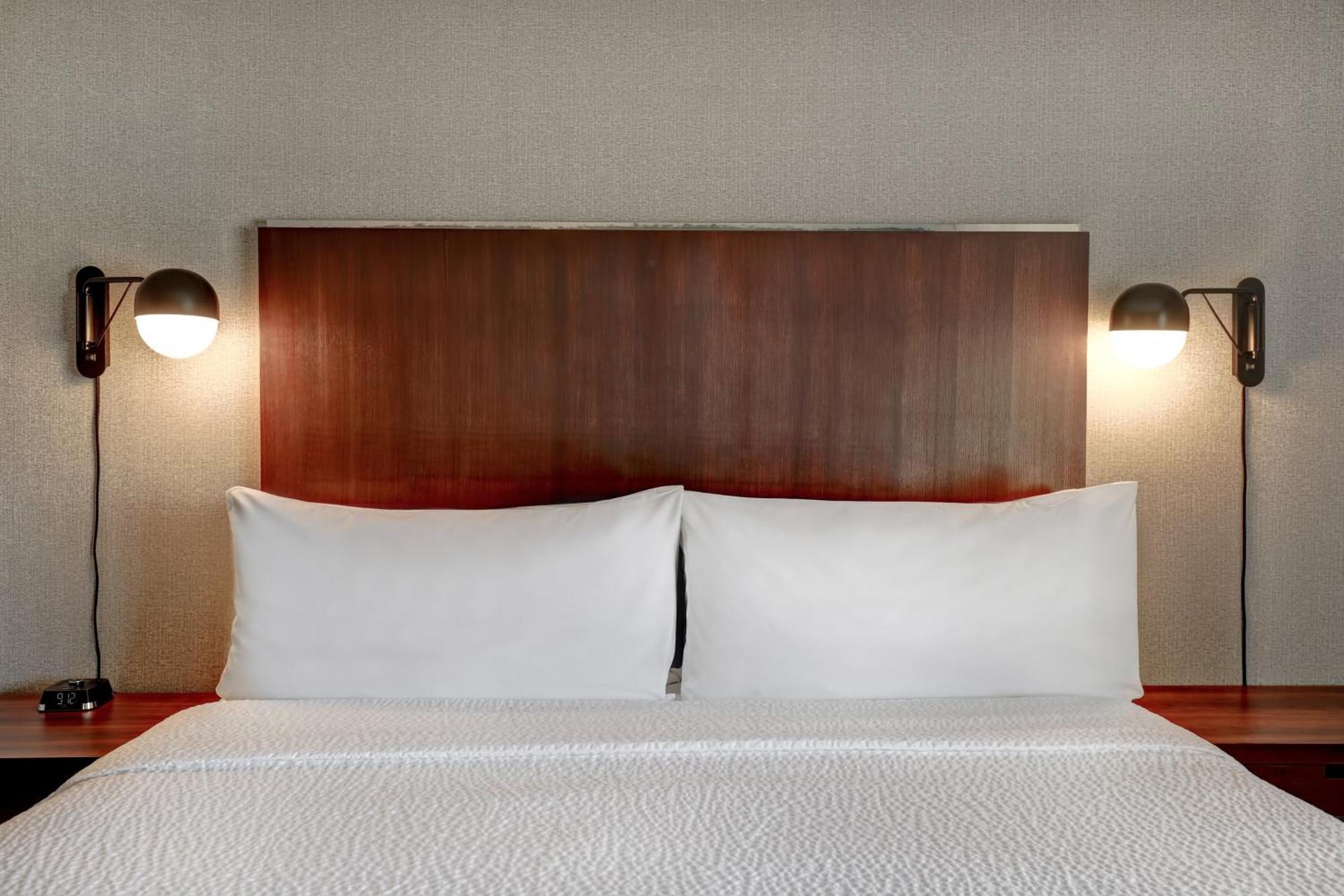 Four Points By Sheraton Toronto מיסיסאוגה מראה חיצוני תמונה