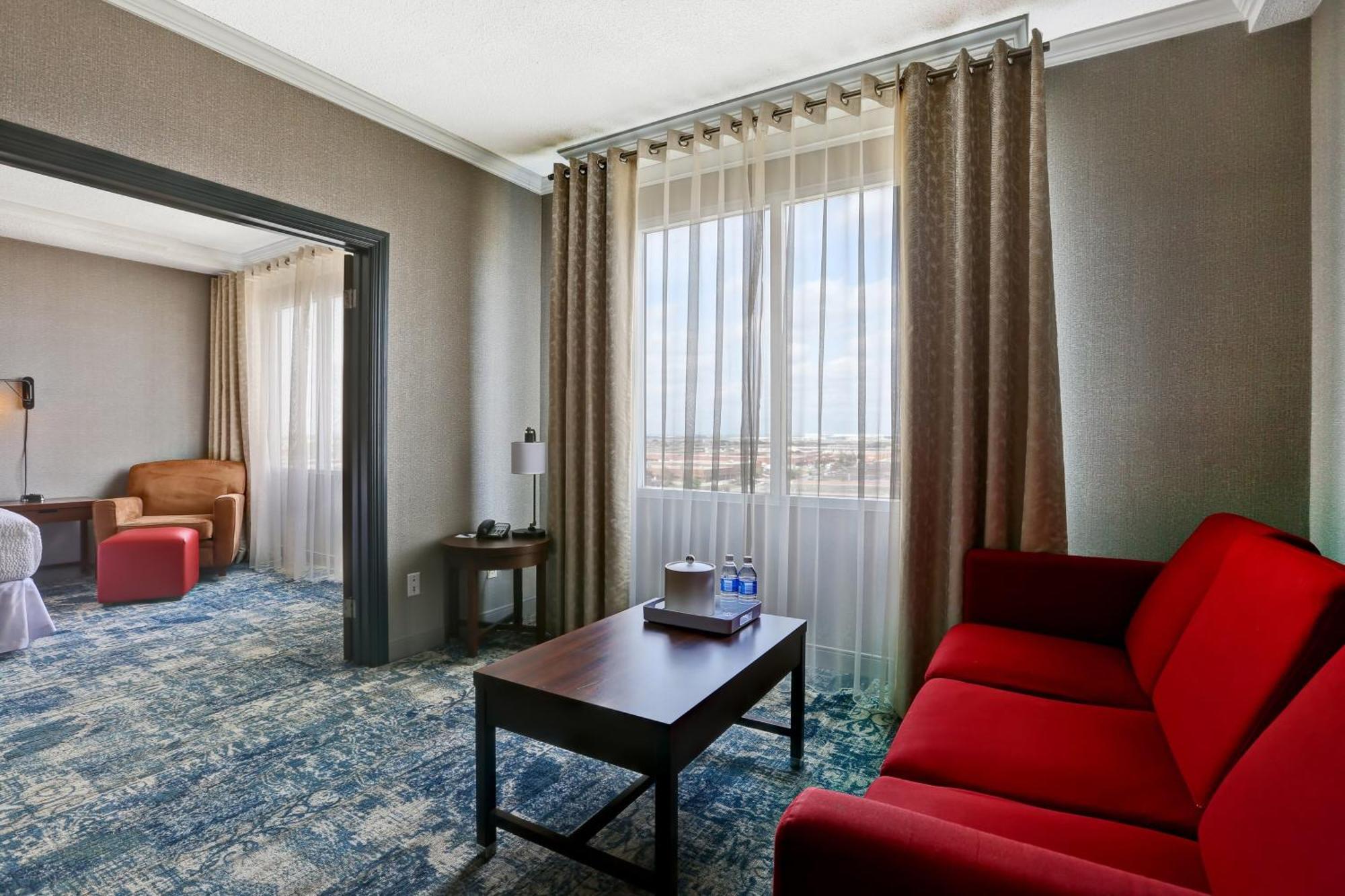 Four Points By Sheraton Toronto מיסיסאוגה מראה חיצוני תמונה
