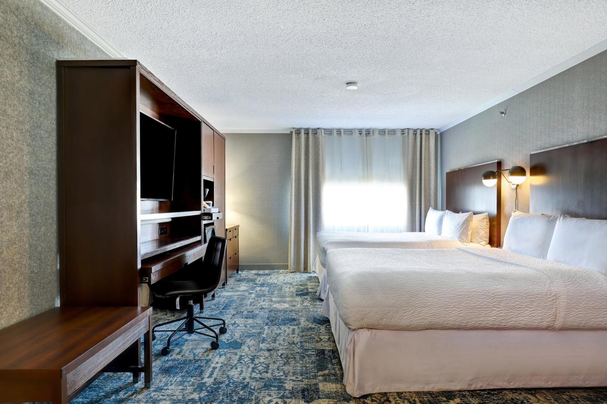Four Points By Sheraton Toronto מיסיסאוגה מראה חיצוני תמונה